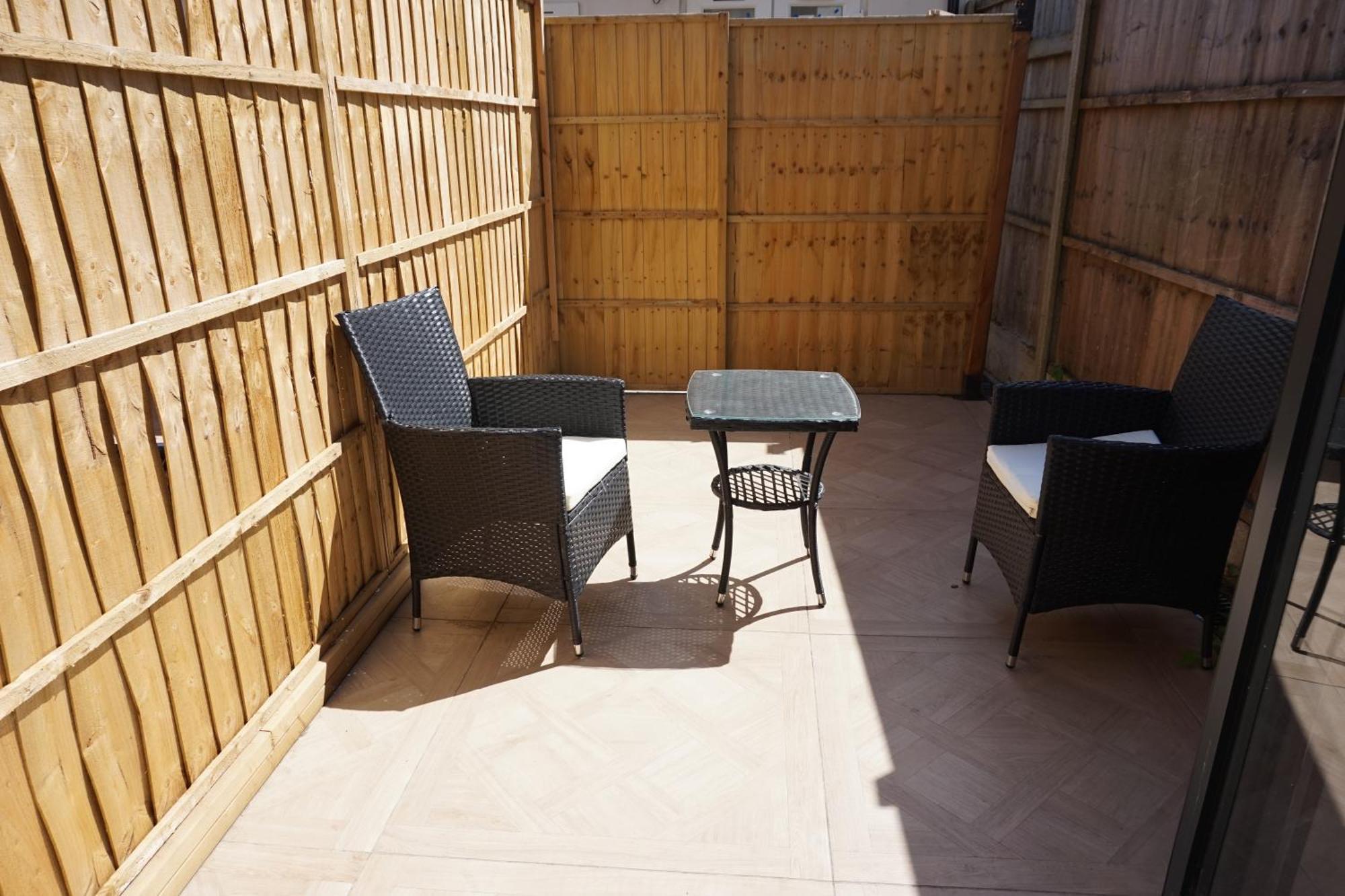 Luxurious London Studios 해로우 외부 사진