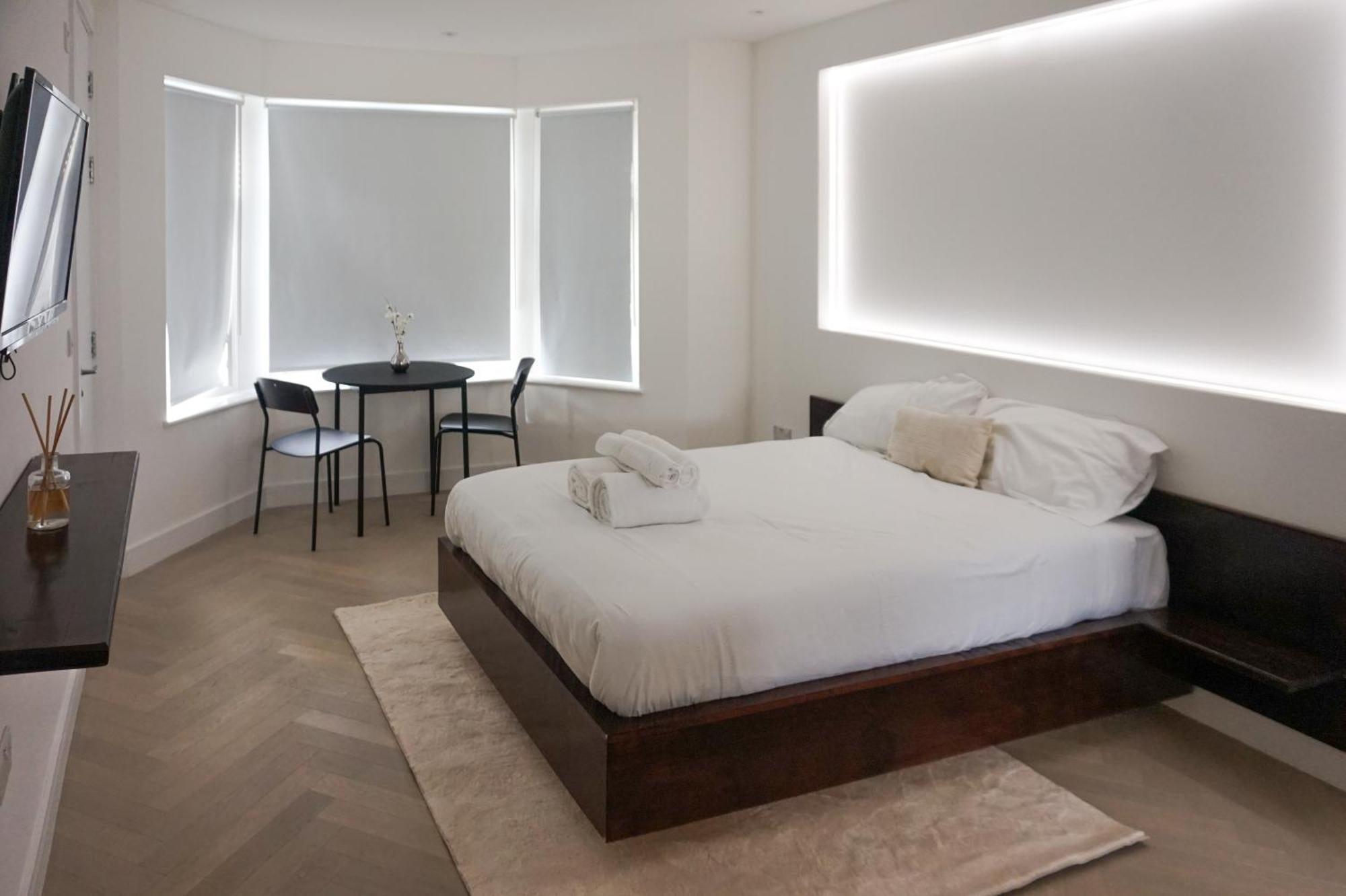 Luxurious London Studios 해로우 외부 사진