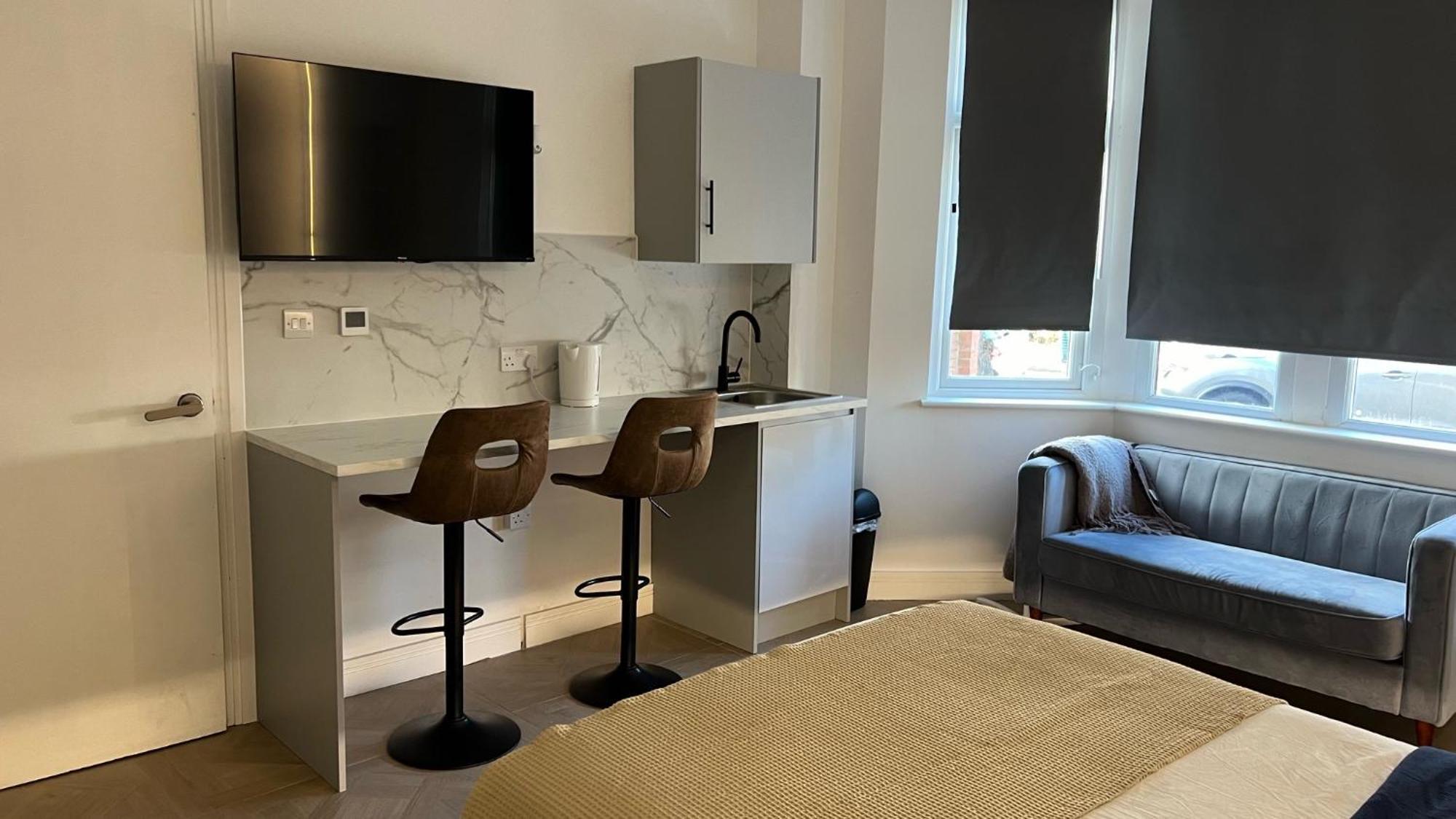 Luxurious London Studios 해로우 외부 사진