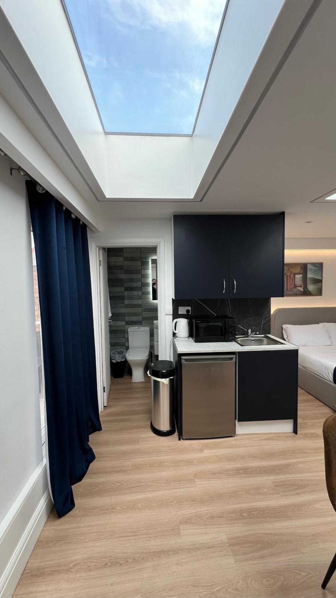 Luxurious London Studios 해로우 외부 사진